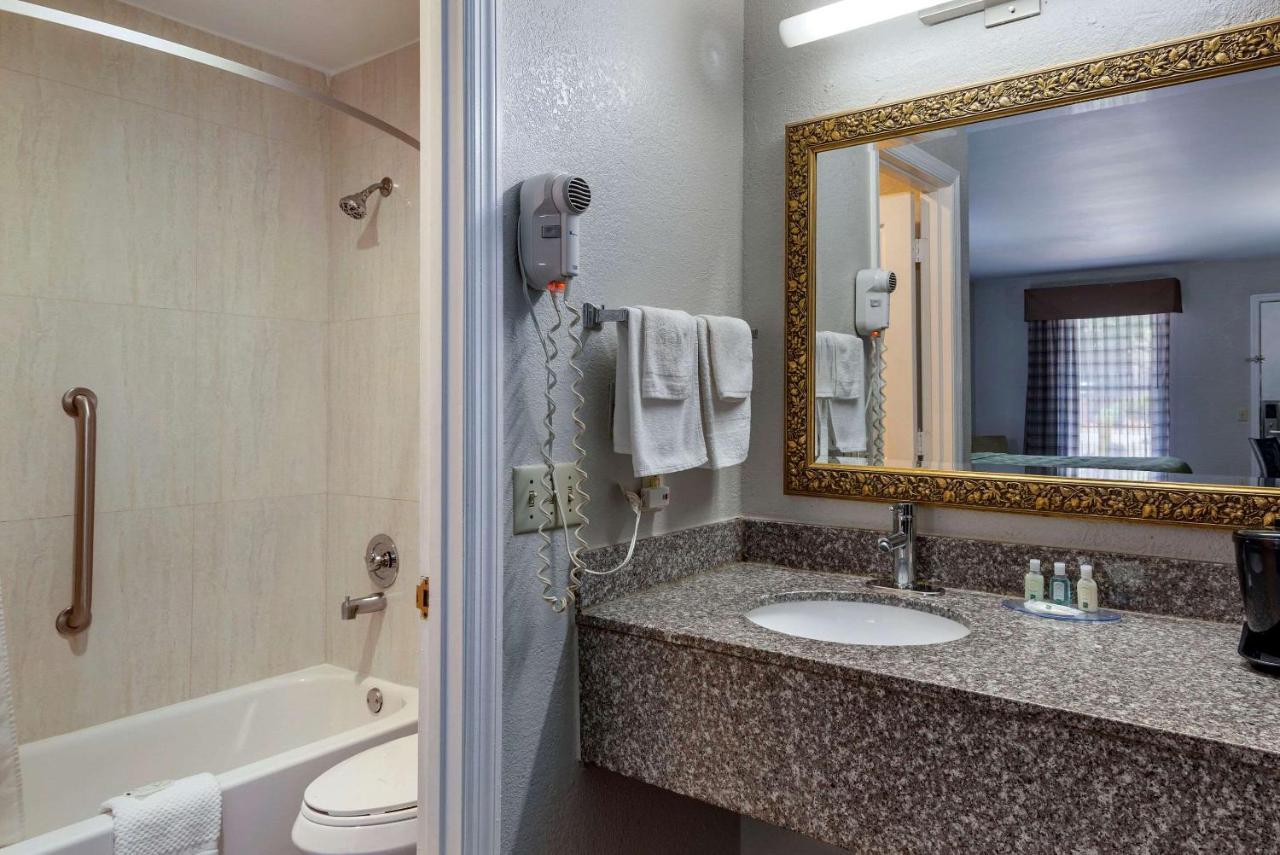Quality Inn Covington Eksteriør billede